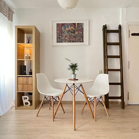 Lovely Studio Con Balconcitos Madrid Eksteriør bilde
