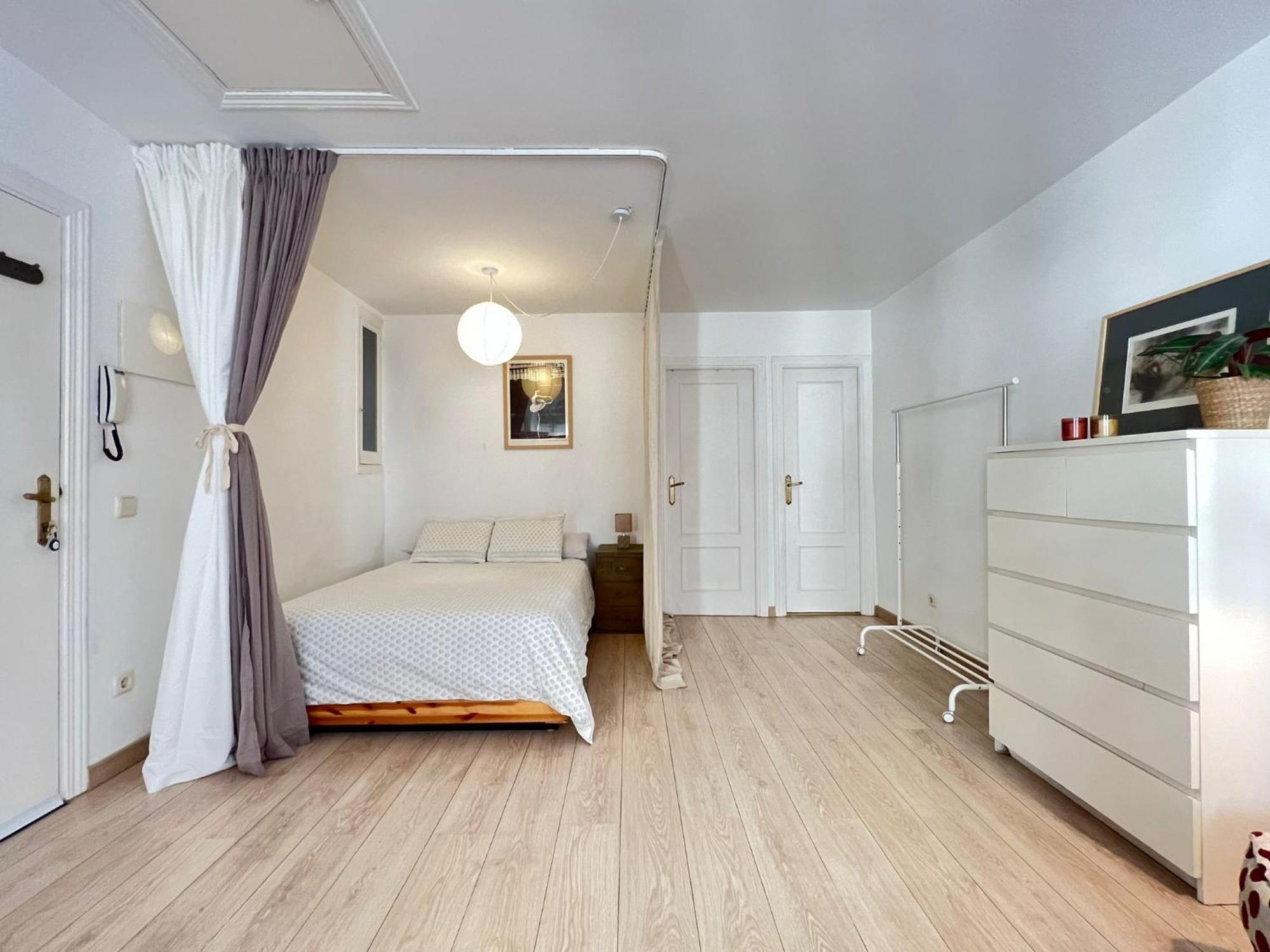 Lovely Studio Con Balconcitos Madrid Eksteriør bilde